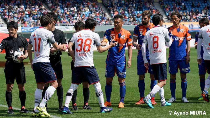 AyanoMiura_180408_000