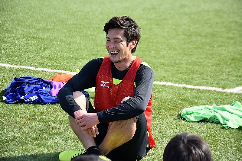 加地亮が未来のJリーガーたちに伝えた思い「夢は絶対叶うから！」