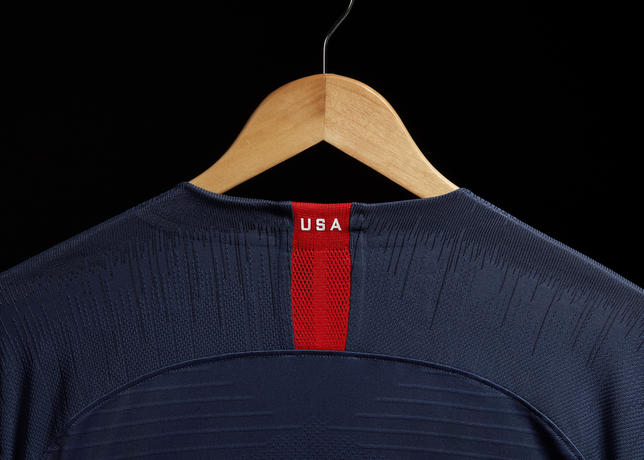 usa_away_vaporknit_02_78271