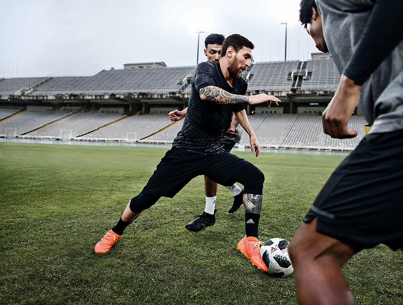 FW18_EnergyMode_Nemeziz_Action_Medium_1200pix