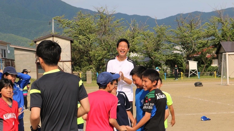 昨季引退の平山相太がよしもと所属に、パンサー尾形を「“兄さん”と呼ばないと（笑）」