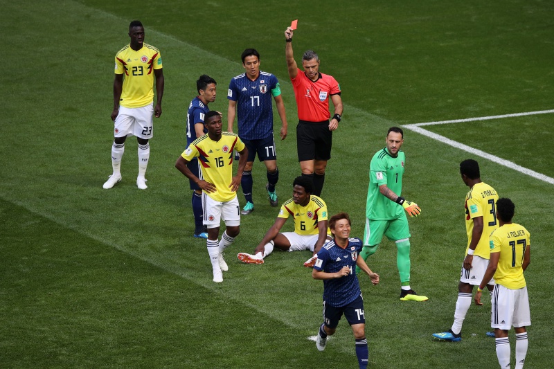 今大会初の退場 コロンビア代表mf一発レッド W杯史上2番目の早さに サッカーキング