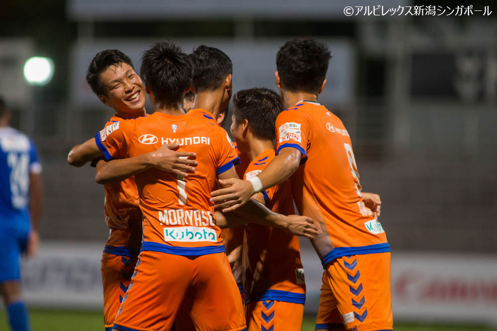 アルビ新潟Sが5発大勝で開幕17連勝、次節にリーグ3連覇達成へ