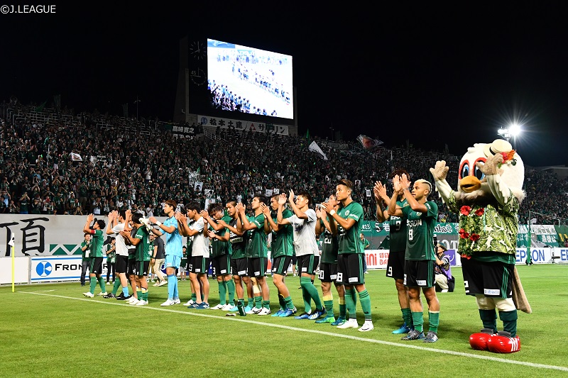 【ライターコラムfrom松本】「堅守」取り戻して首位に立つ松本…J1昇格へ、後半戦のカギは？