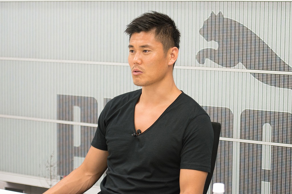 貴重　支給品　特注別注　日本代表　川島永嗣 puma プーマエヴォパワー　日本国 サッカー日本代表川島永嗣選手や長谷部誠選手が着用！プーマの左右の色