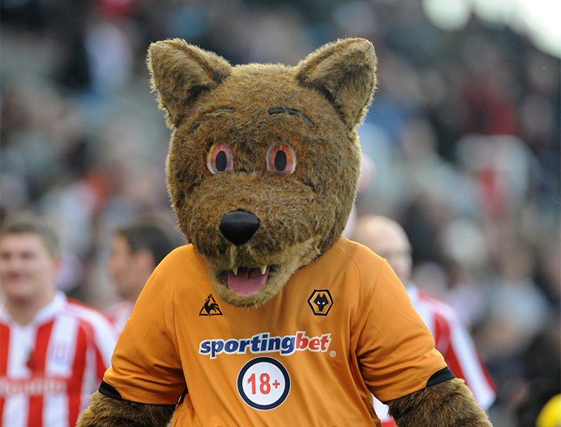 写真・20枚目】“宇宙人”から“ハンマー戦士”まで…クセ者がそろう