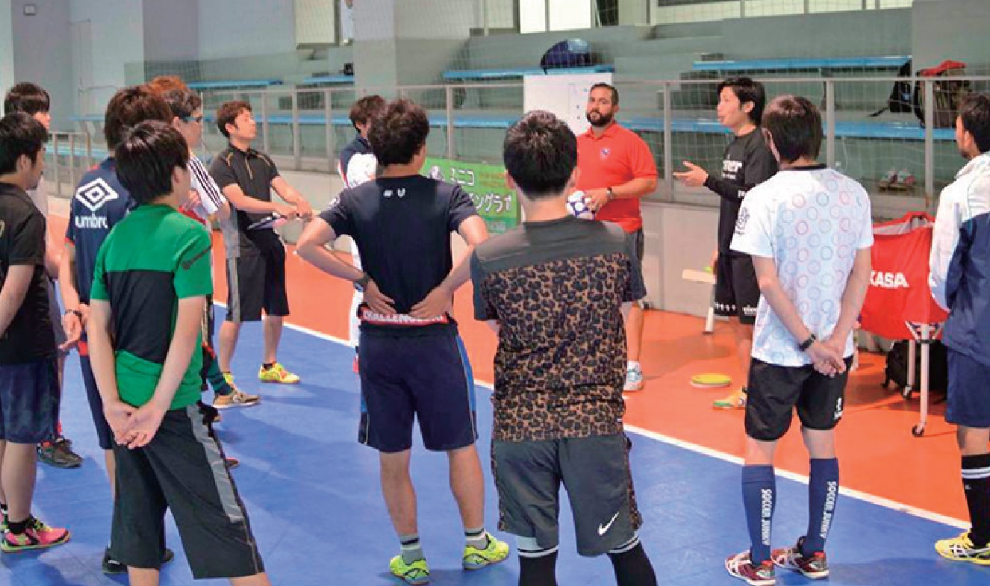 スペインのフットサルコーチ資格が日本でとれる スペインフットサル指導者ライセンス取得プログラム スペイン Afen公認フットサル指導者資格 サッカーキング