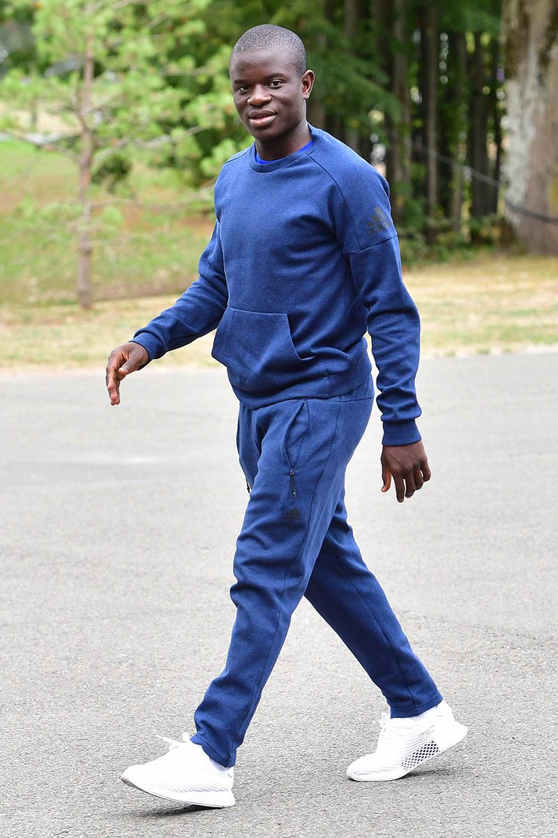 France Soccer Team - Team arrival