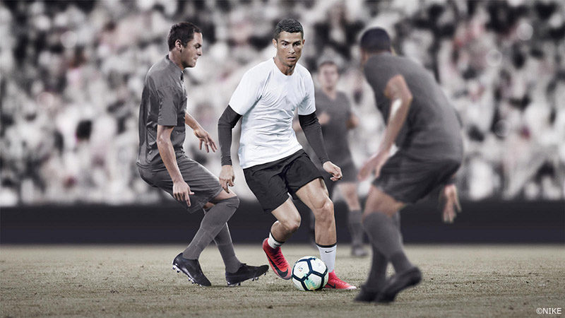 Cr7シリーズがついに完結 C ロナウドのために作られたスパイク 最終章が登場 サッカーキング