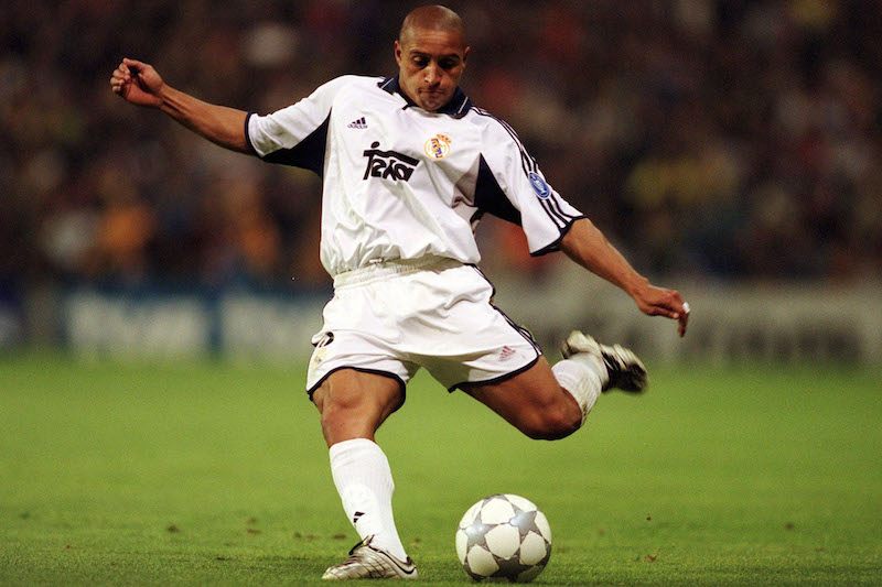 コラム】DF離れした攻撃力と悪魔の左足…“ロベカル”が示し続けた唯一無