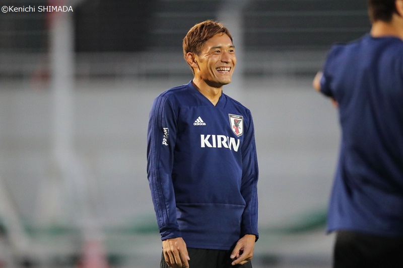 青山敏弘