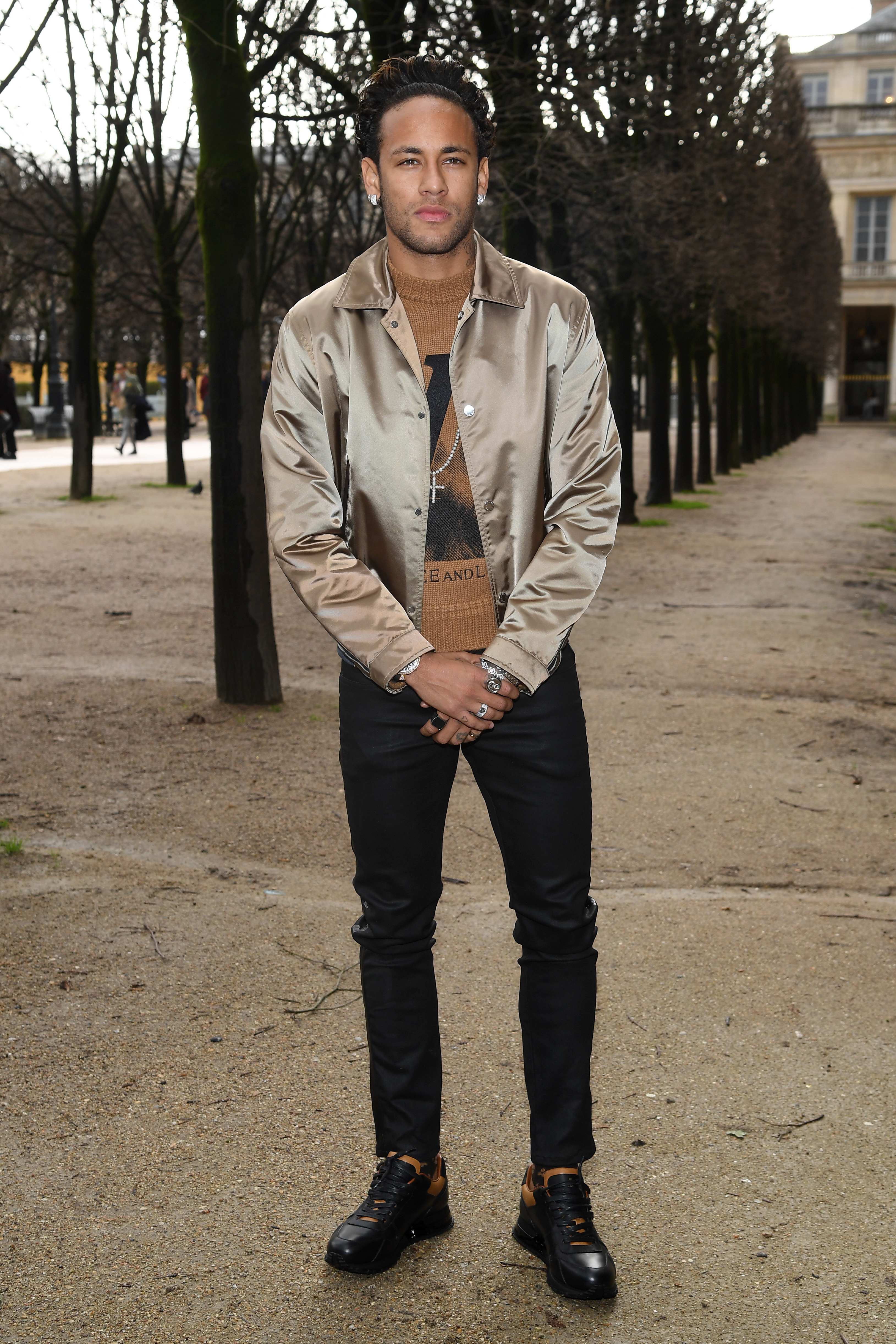 Louis Vuitton : Front Row - Paris Fashion Week - Menswear F/W 2018-2019