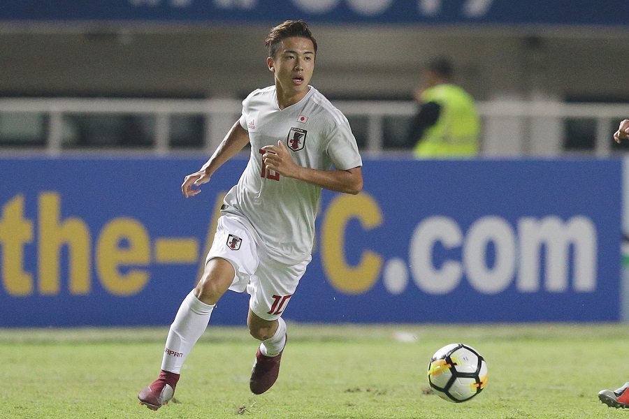 日本の背番号10・安部裕葵が示す鹿島での“質と経験” 日の丸の