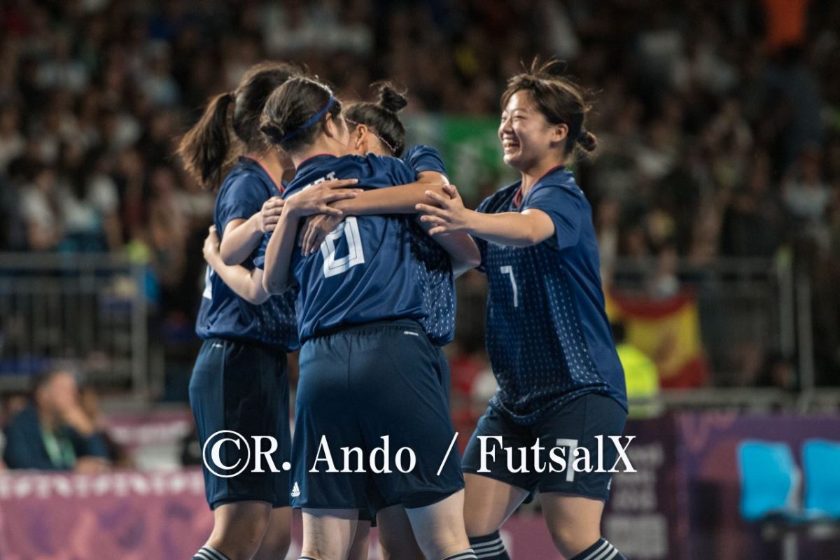 【ユース五輪】U－18フットサル女子日本代表の銀メダル以上が確定！　強豪スペインを破り決勝進出