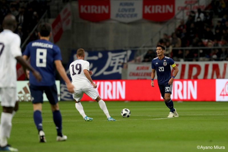 AyanoMiura_181120_006