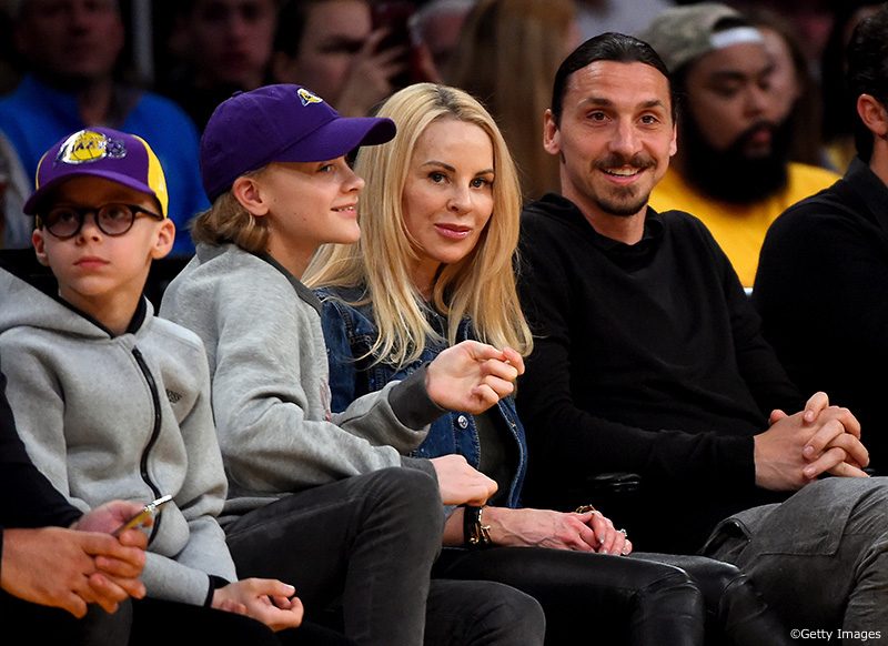 Minnesota Timberwolves v Los Angeles Lakers