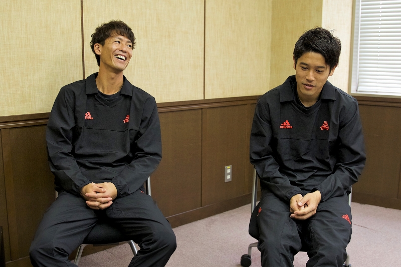 山本脩斗と内田篤人が「頼れる選手」は？ サイドバックについて色々と聞いてみた！