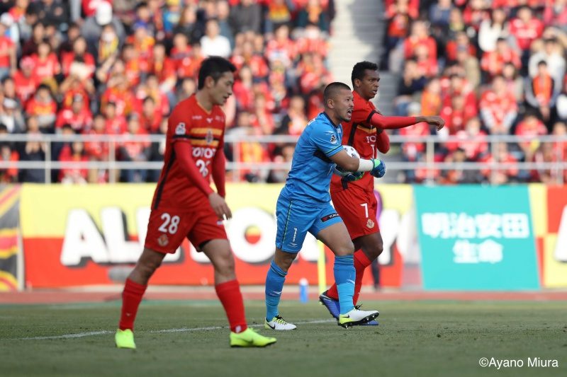 AyanoMiura_181201_013