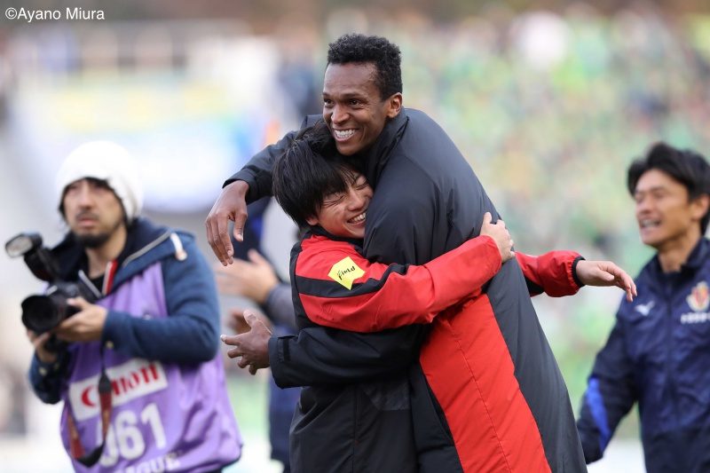 AyanoMiura_181201_030