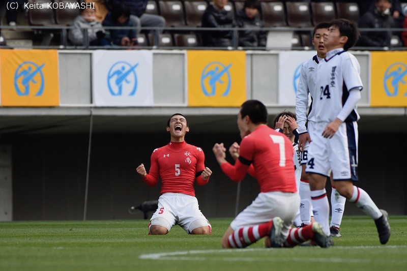 【写真ギャラリー】2018.12.31 第97回全国高校サッカー選手権大会 1回戦 秋田商業 2-0 四日市中央工業