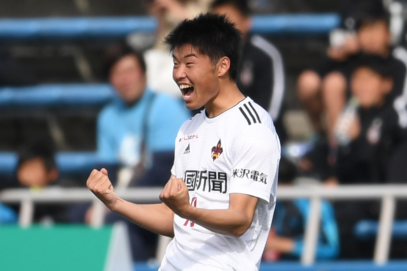 垣田裕暉