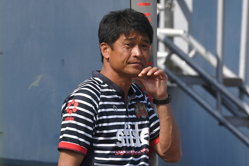 金鍾成監督