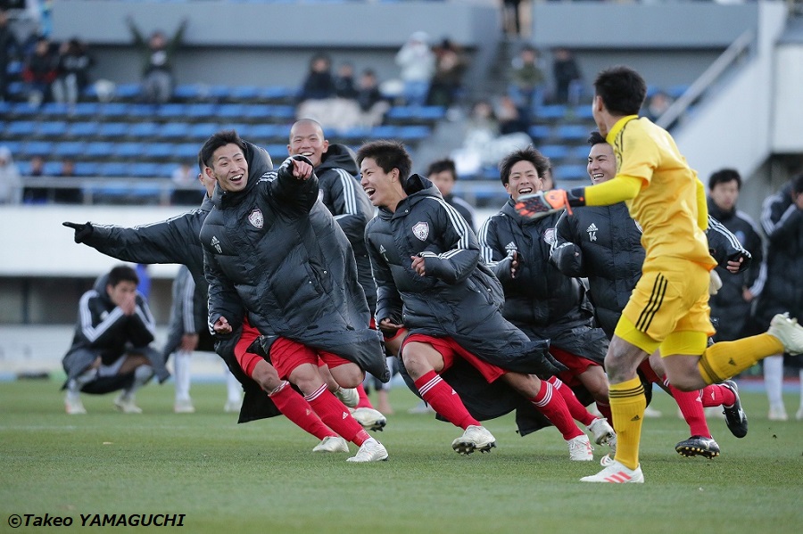 “冬の風物詩”高校サッカー選手権開幕！　那覇西がPK戦の激闘を制す