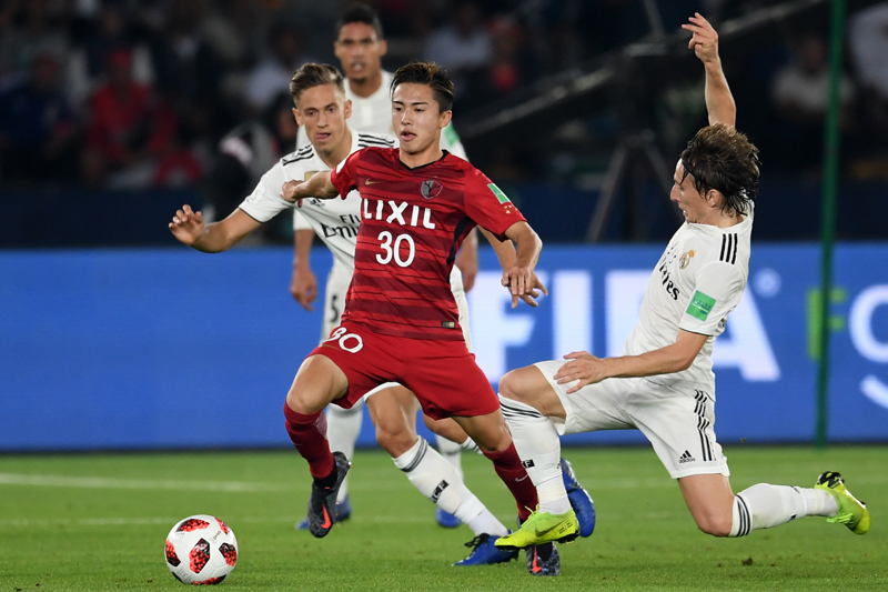鹿島が19年の背番号発表 19歳 安部が新 10番 に 関川郁万は 33 サッカーキング