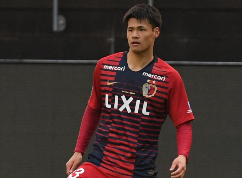 関川郁万