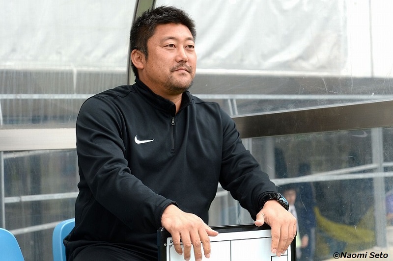 朝岡氏