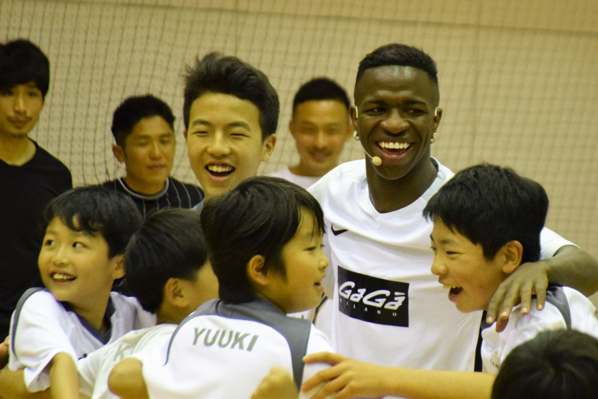 レアルの“東京五輪世代”ヴィニシウスが初来日…「国を代表して日本に帰ってきたい」