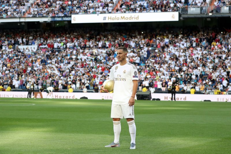 ユニフォーム姿に5万人のサポが大歓声 アザールがレアル入団会見で喜び語る サッカーキング