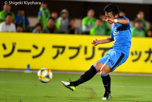 J1 20191006 Shonan vs KawasakiF Kiyohara9(s)