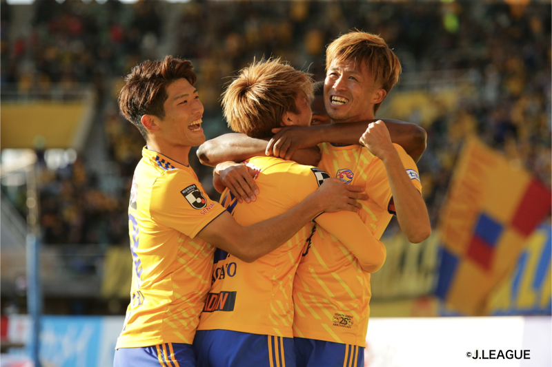 仙台、残留を争うライバルに2発快勝！　一方の清水は痛恨のリーグ4連敗