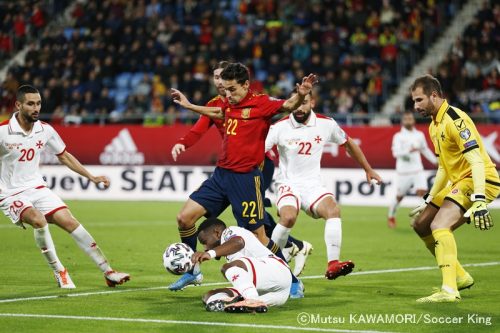 Espana_Malta_191115_0008_