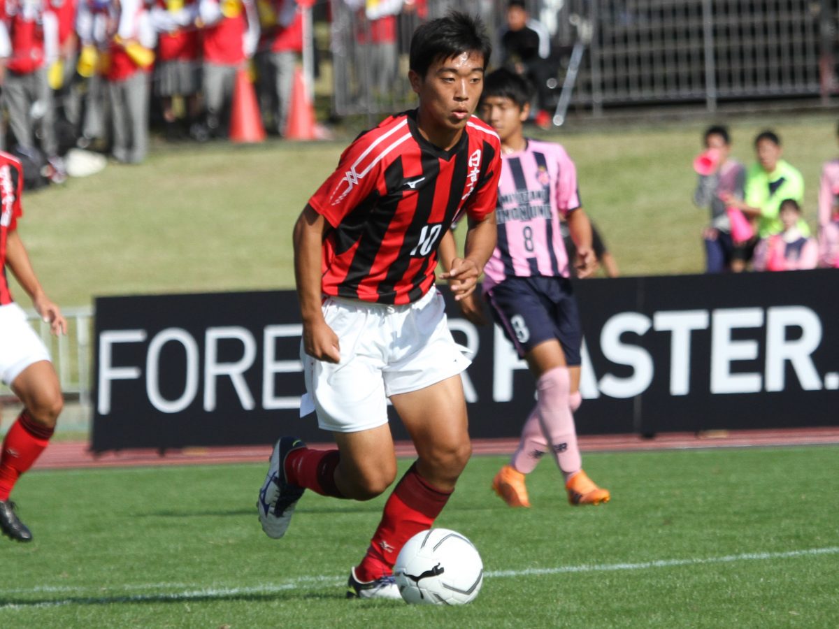 ［日章学園］コンビを組む1年生が刺激に…期待のストライカーが“エース”に成長【高校サッカー選手権】