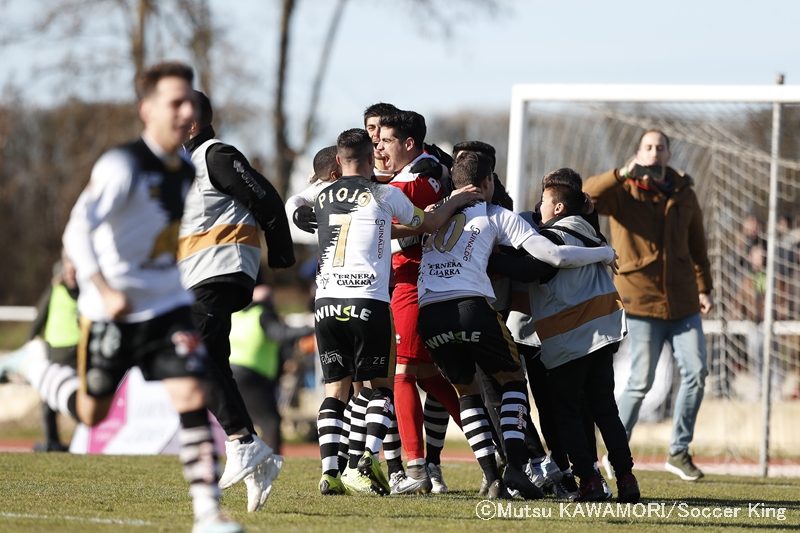 Unionistas_Deportivo_200112_0009_