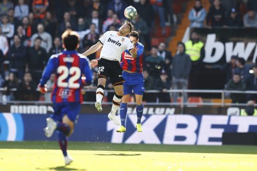 Valencia_Eibar_200104_0003_