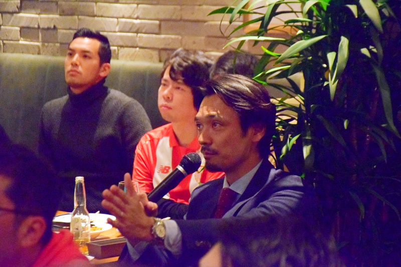 小澤一郎 戸田和幸の 連携 がさく裂 His主催のラ リーガ観戦会で渋谷がスタジアムに サッカーキング