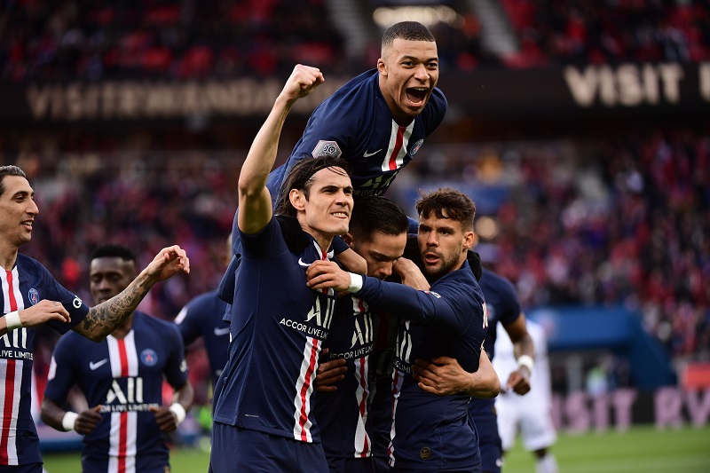 PSG、エンバペ2発などホームで4発完勝！　ディジョン撃破で首位独走