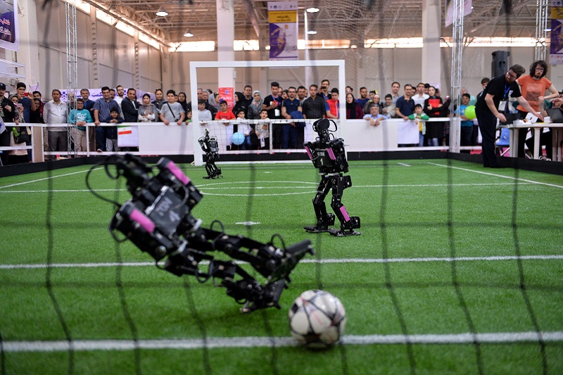 人間を超える日も近い？　2050年、ロボットがサッカーでW杯優勝チームに勝利する可能性も