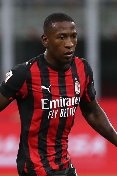 ペルビス・エストゥピニャン（ミラン）のプロフィール画像