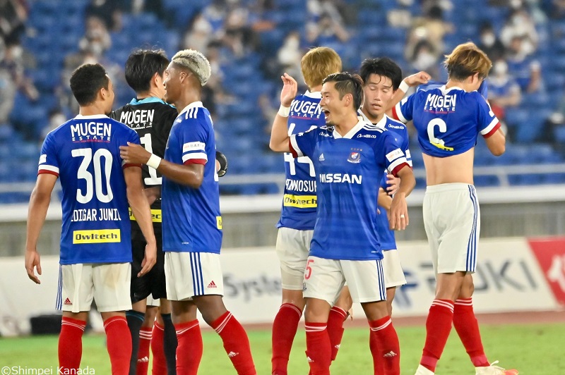 13年ぶりの横浜ダービーは横浜FMに軍配！　首位・川崎は采配ズバリで逆転勝ち／J1第6節