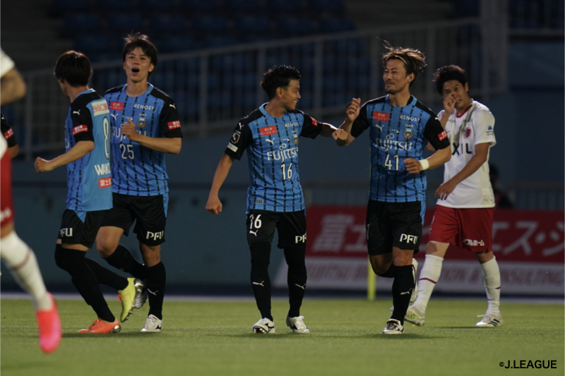 川崎が鹿島に競り勝ち今季J1初勝利！　序盤に挙げた2点でリードを守り抜く