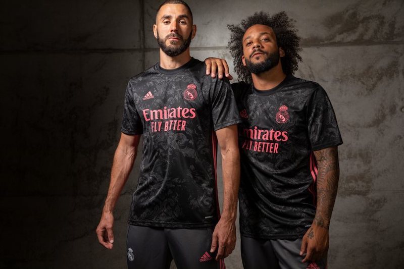 BENZEMA-AND-MARCELO-WEAR-REAL-MADRID-THIRD-JERSEY-_1_