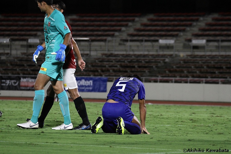 感謝も楽しさも悔し涙も 本気の戦いで噛みしめて 高校生の1年が 開幕 サッカーキング