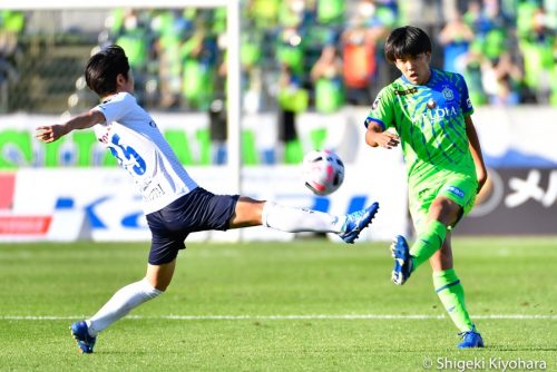 20201031 Shonan vs YokophamaFC Kiyohara1(s)