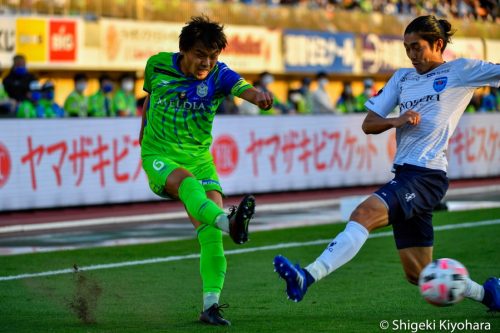 20201031 Shonan vs YokophamaFC Kiyohara6(s)