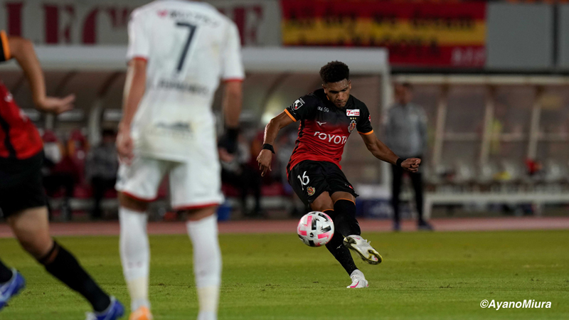 AyanoMiura_201014_010