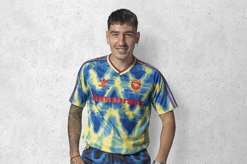 FW20_FOOTBALL_HUFC_ACLUBS_ARSENAL_BELLERIN_NON_ADIDAS_1216